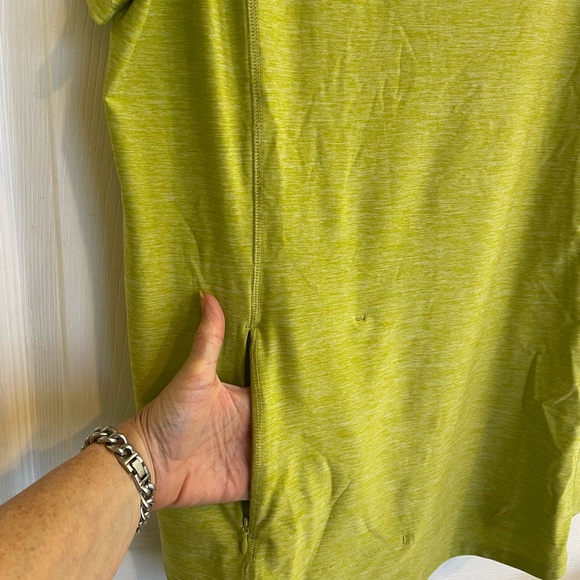 Deluth Trading Co, green, long-tail tee, size L. - Picture 3 of 4